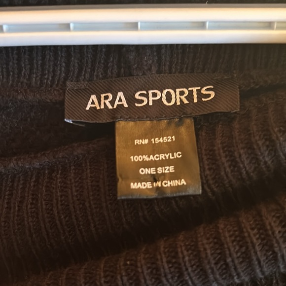 New-no tags- poncho shawl - Picture 3 of 5